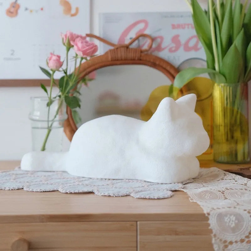 Battery-operated vinyl cat night lamp, 13cm wide and 34cm tall, cat mould, Christmas gift