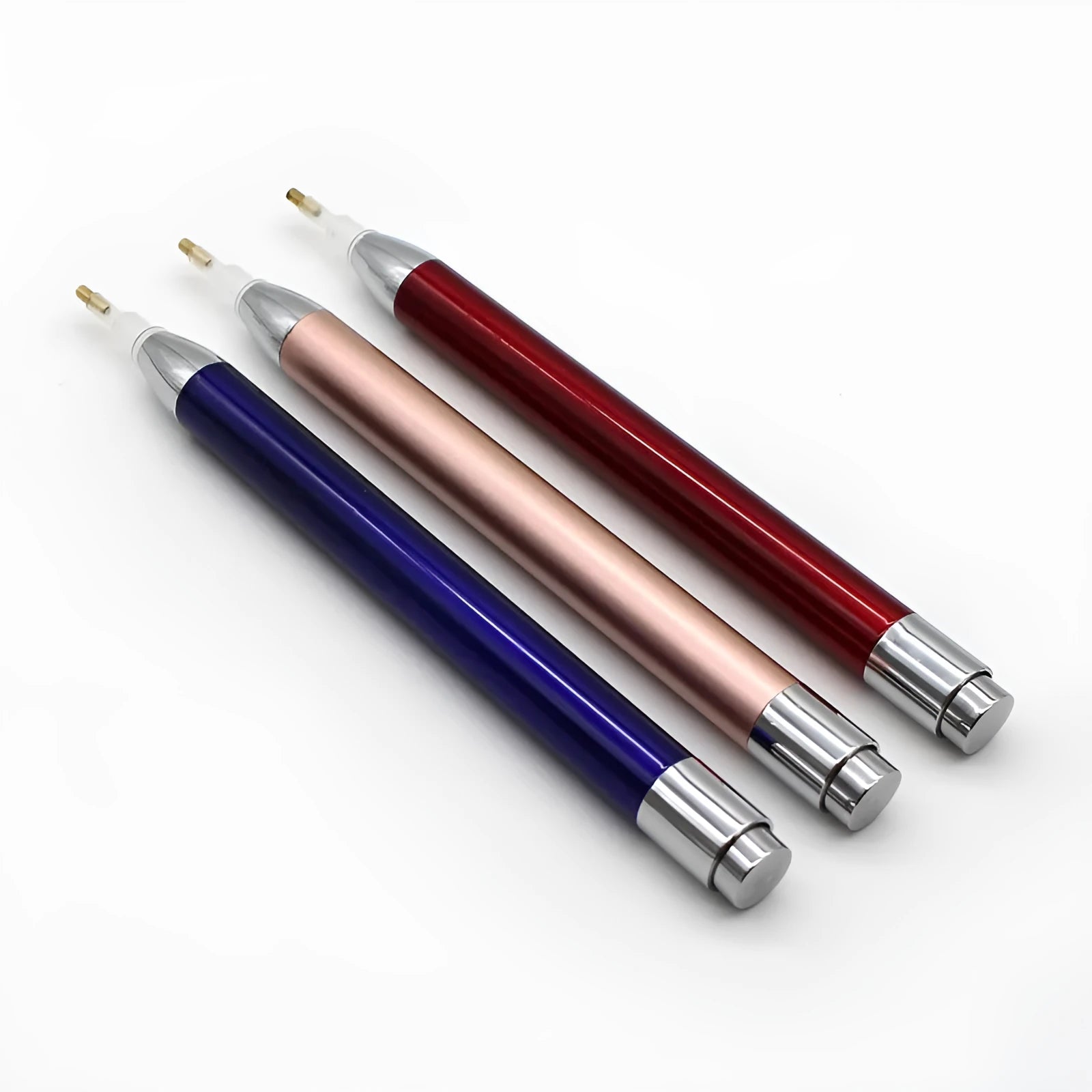 Luminous aluminium alloy drill pen for diamond painting in blue, gold or red colours