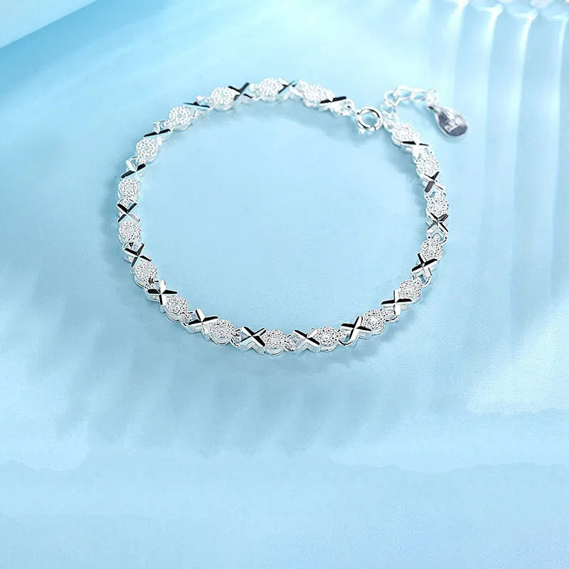 Silver-coloured geometric zircon bracelet for women, electroplated copper fashion jewellery for weddings and gifts