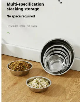Stainless steel non-slip pet bowl for cats and dogs in various sizes.