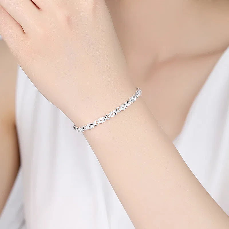 Silver-coloured geometric zircon bracelet for women, electroplated copper fashion jewellery for weddings and gifts