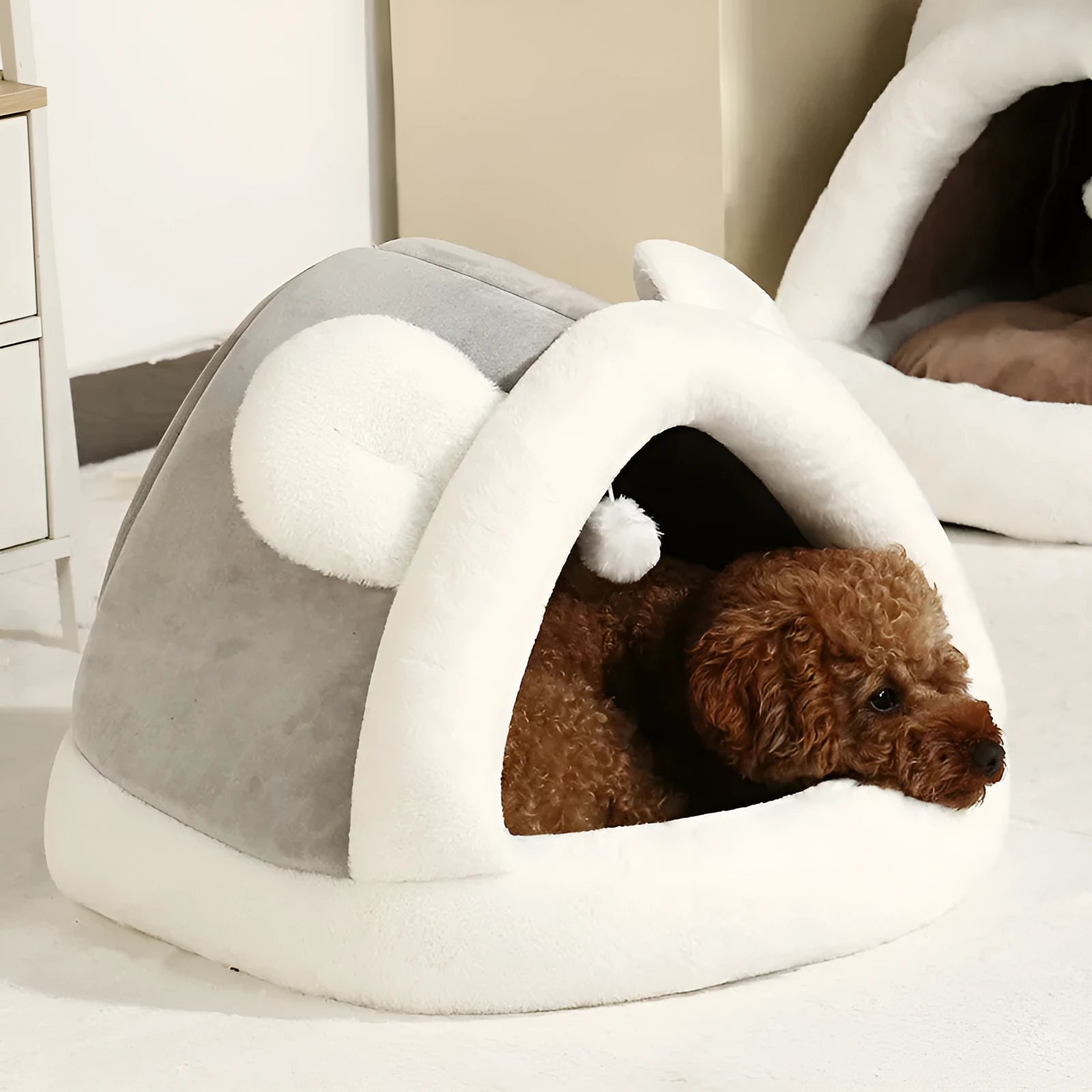 Self-warming fleece pet tent cave bed for cats and small dogs in coffee colour