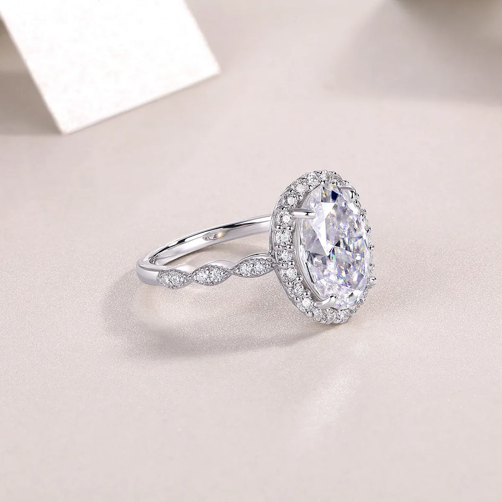 Moonlight Pupil egg-shaped moissanite wedding ring set on platinum-plated S925 silver band with gift box and GRA certificate