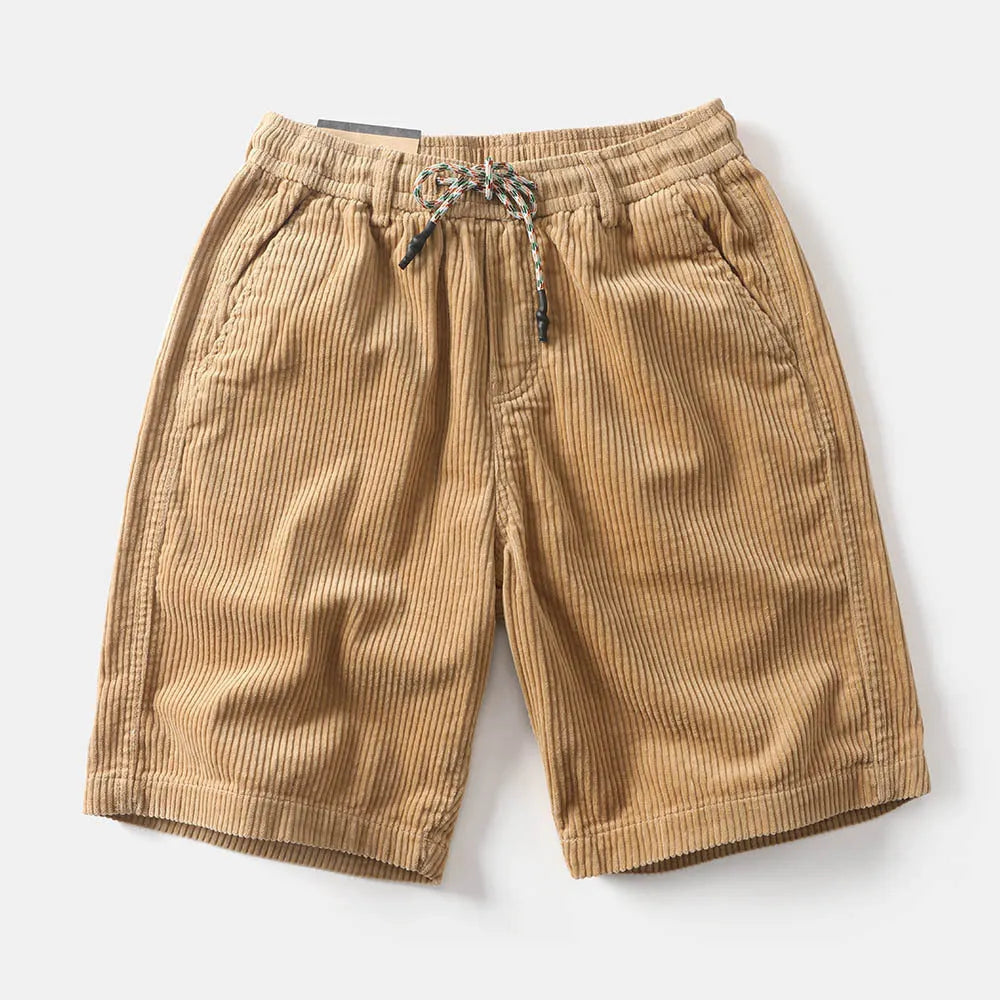 Men's retro American-style cargo shorts in straight-leg cut available in khaki, white, and green colours