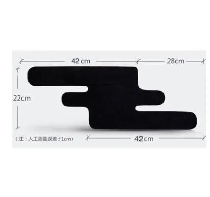 Black warm knee pads with double-sided heating, two pairs per pack, small and large sizes available