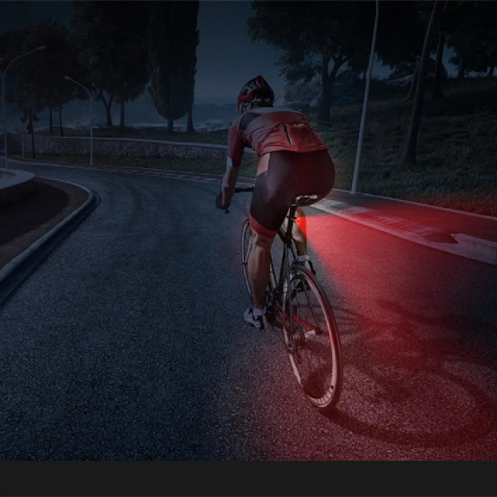 Black smart brake sensing USB charging bicycle taillight with aluminium alloy housing.