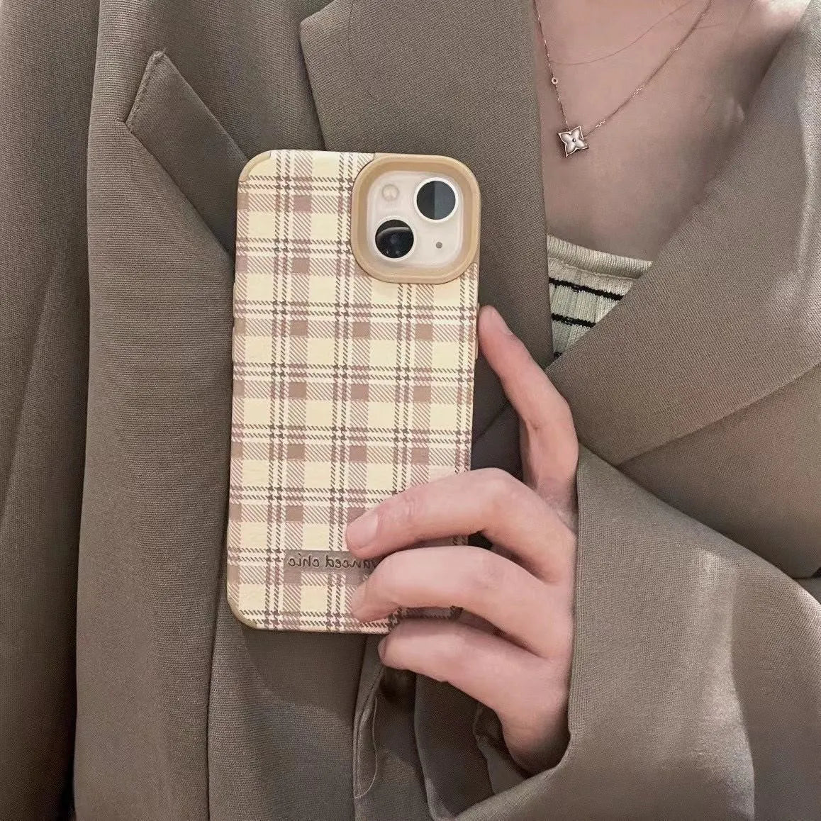 Curry Qianniao TPU phone case with cartoon pattern in Curry Thousand Birds colour for iPhone