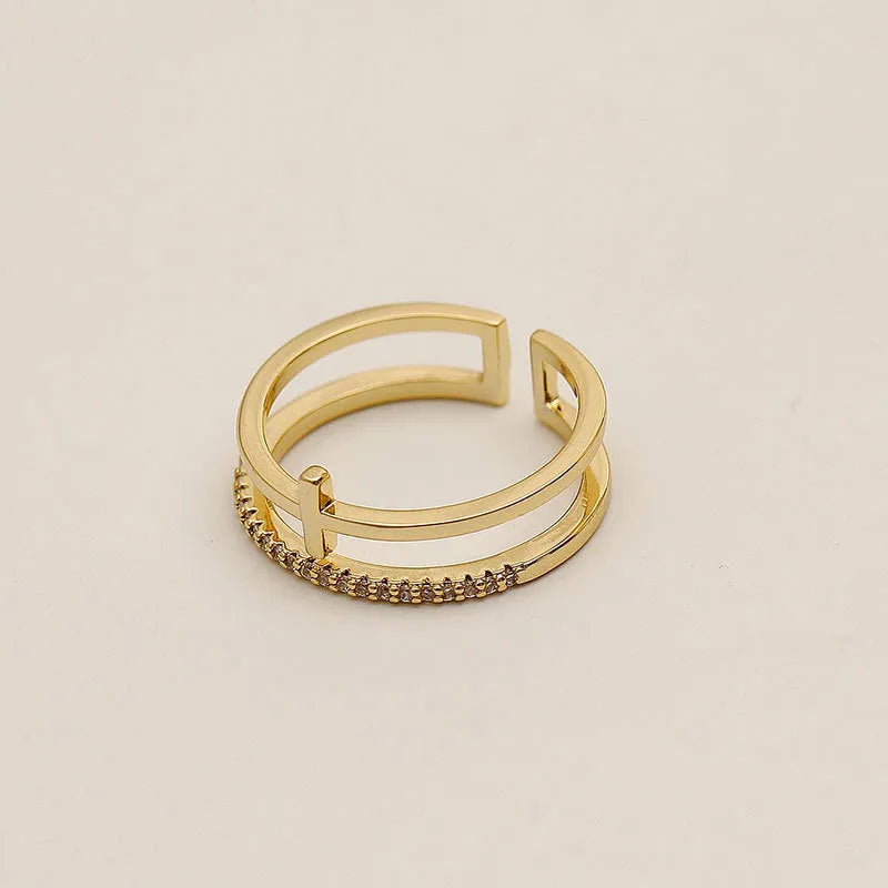 Women's simple ring with inlaid zircon, 14K gold colour on copper, adjustable opening