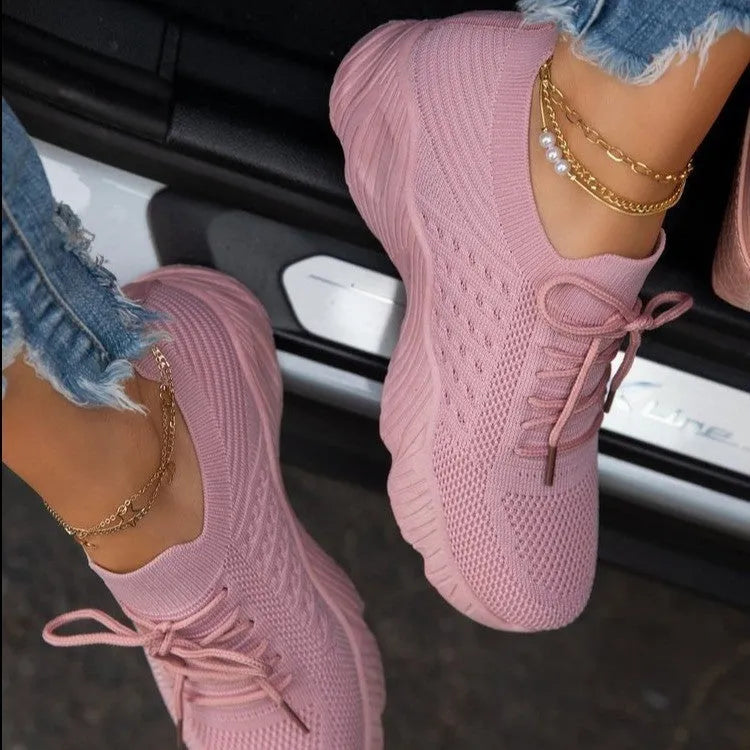 Women's sneakers with thick rubber soles in eight colour options including white, red, blue, black, khaki, grey, pink, and light blue