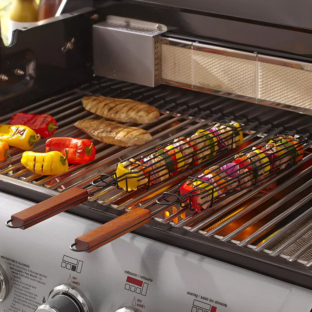 Stainless steel mesh barbecue basket with a wooden handle and rotary locking lid for outdoor grilling.