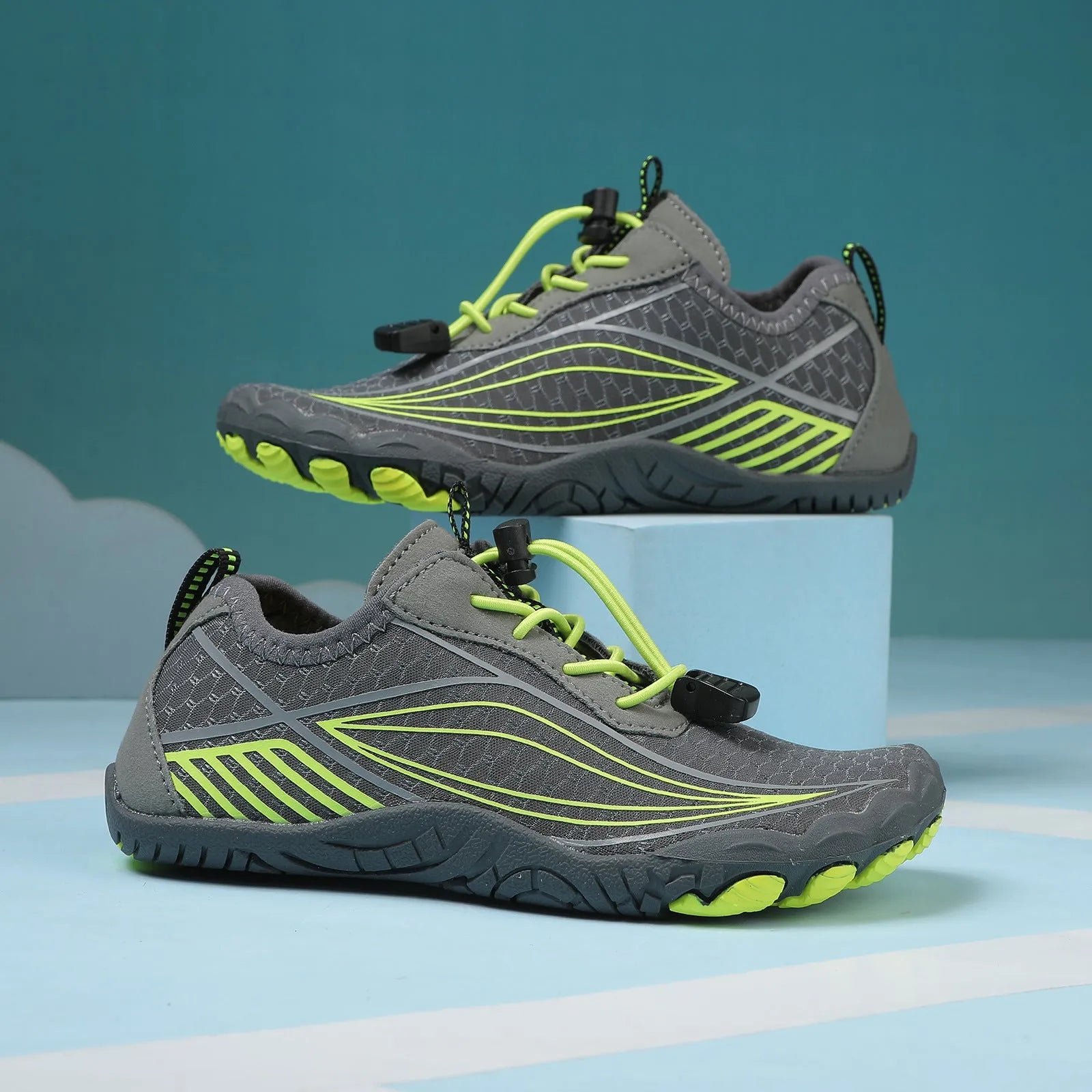 Children's quick-drying wading shoes with non-slip rubber soles in black, grey, pink, and blue colour options
