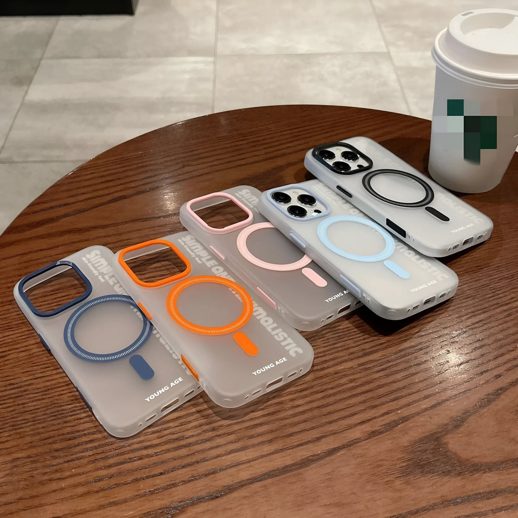 Simple magnetic mobile phone protective shell in TPU for iPhone 15 and 16 series