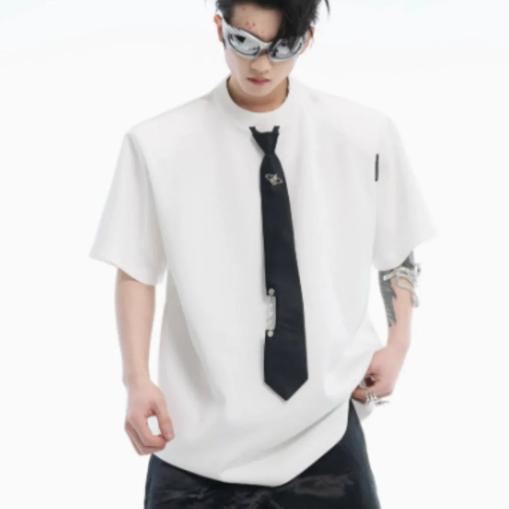 Niche tie stitching short sleeve solid colour loose fit top with metal decoration, black, front view