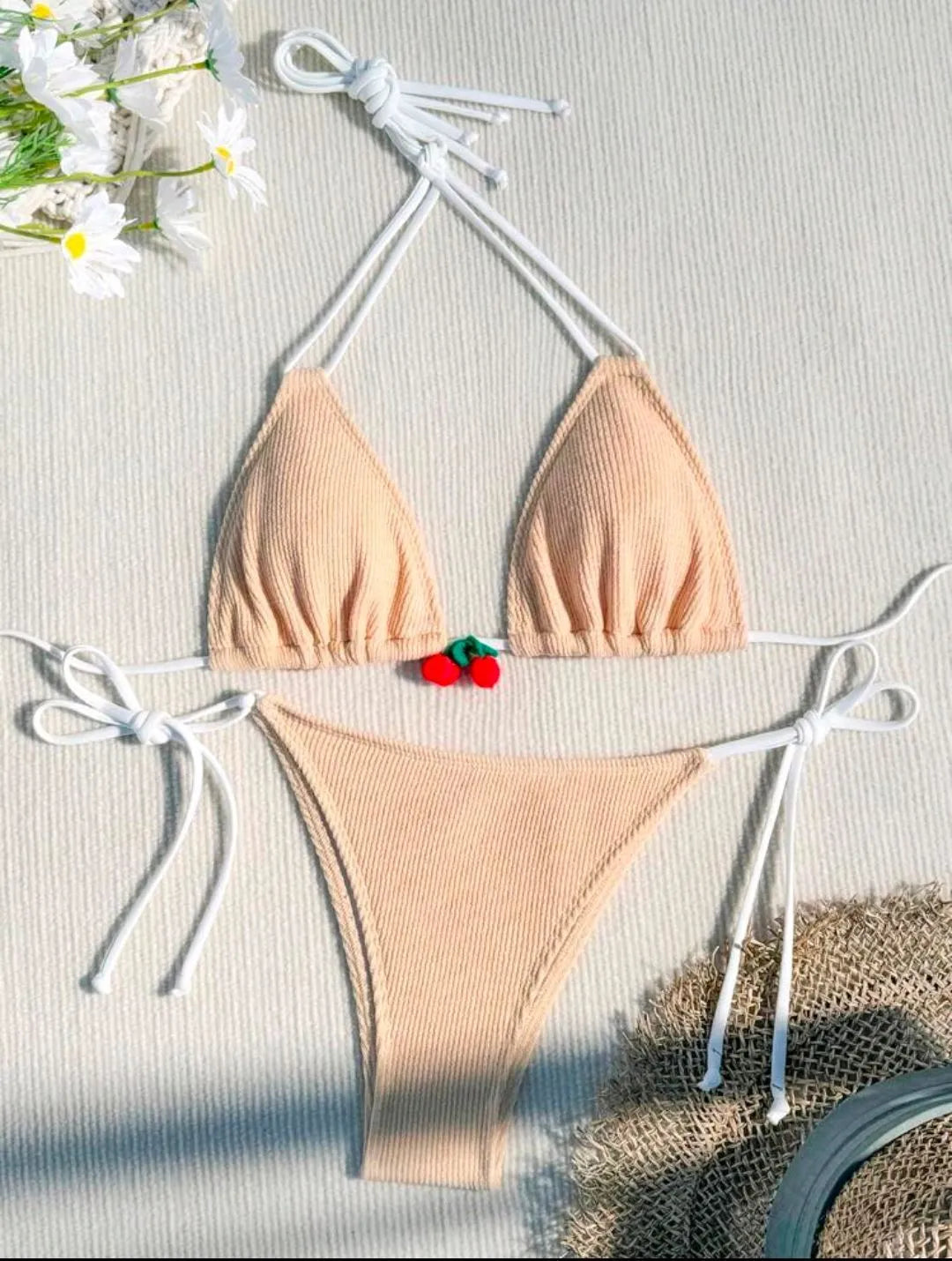 Sexy backless bikini swimsuit in solid colours with quick-drying fabric for beach holidays