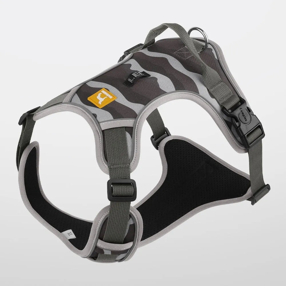 Reflective dog harness and lead in oxford cloth, showing chest and back attachment points and hand-holding rope.