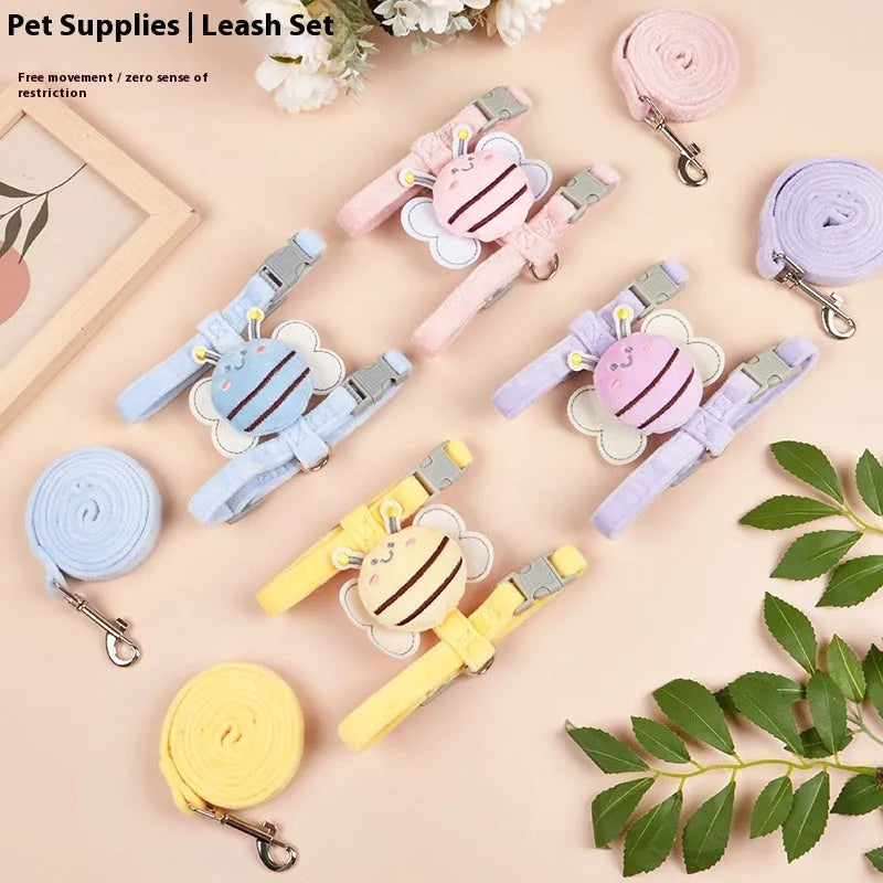 Bee shape adjustable cat leash in polyester available in pink, yellow and blue colours