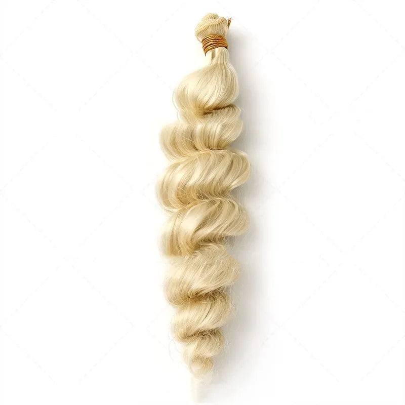 Golden synthetic women's wig on a stand showing 18-inch, 20-inch and 22-inch length options.