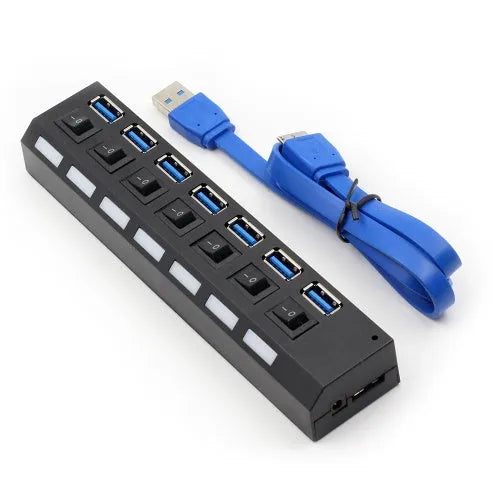7-port USB 3.0 external hub in black with power adapter, compact size 165x34x15mm, LED indicators