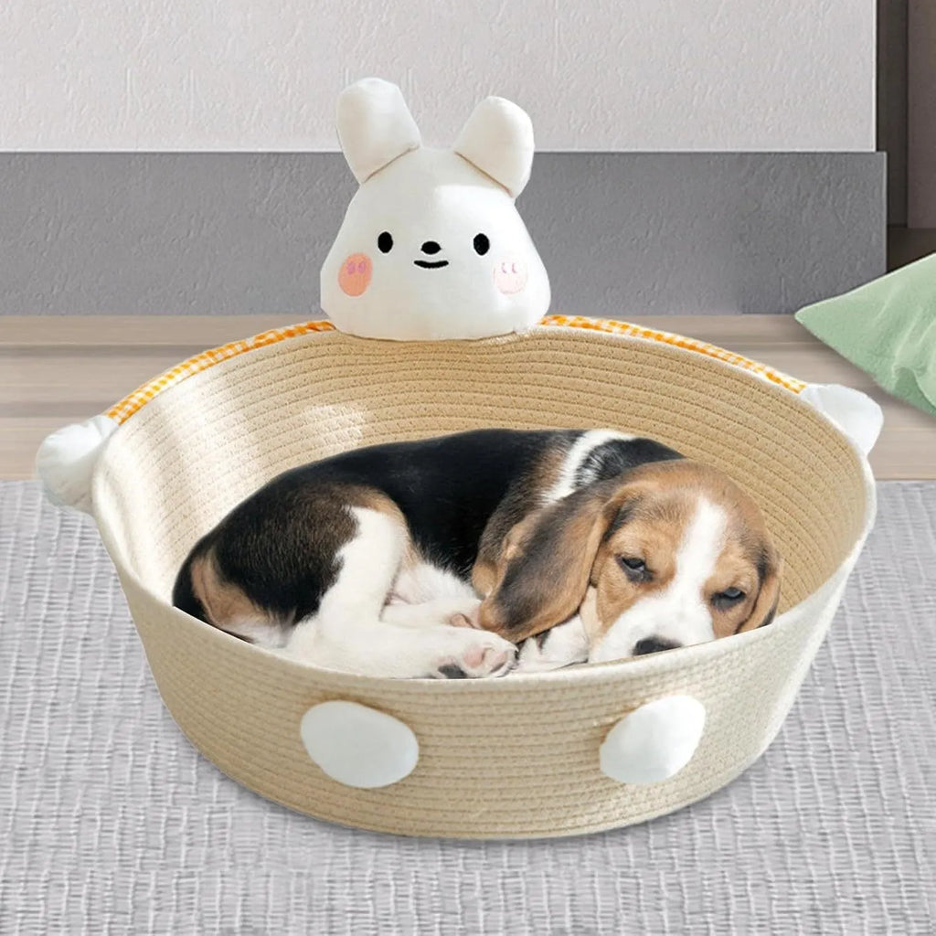 Woven cotton rope pet bed with scratching surface in bear design