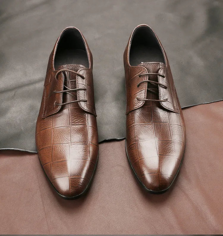 Men's black checkered cowhide Derby shoes with pointed toe and rubber sole.