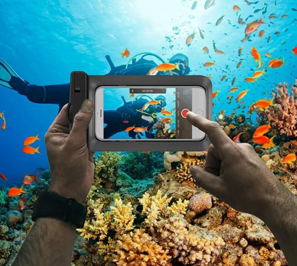 Waterproof mobile phone bag in environmentally friendly PVC measuring 21 x 10.7 cm