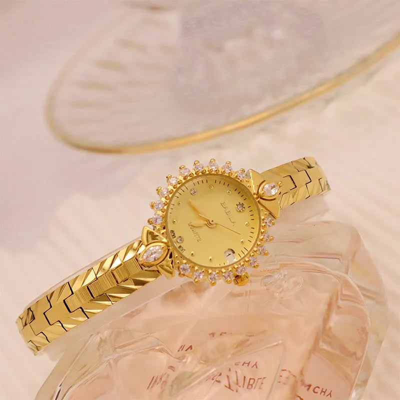 Women's vintage quartz watch with diamond-embossed bracelet in gold or golden white finish