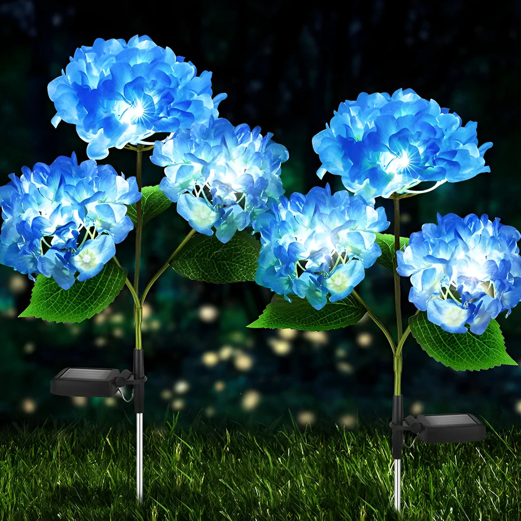 Solar hydrangea garden decorative light in floral design with rubber construction for outdoor placement