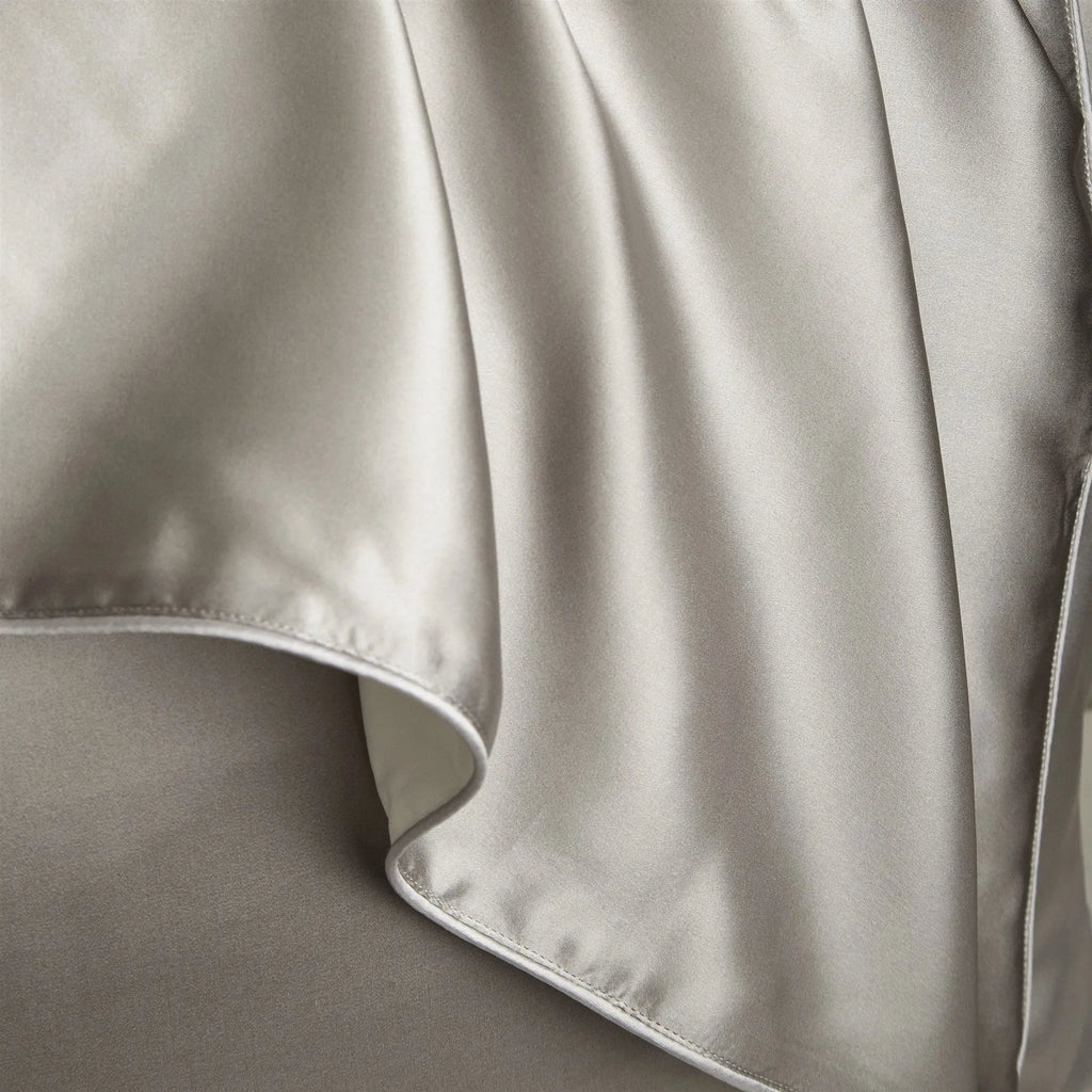 Single silk pillowcase in palace luxury style with reactive printed pattern, 48cm x 74cm size