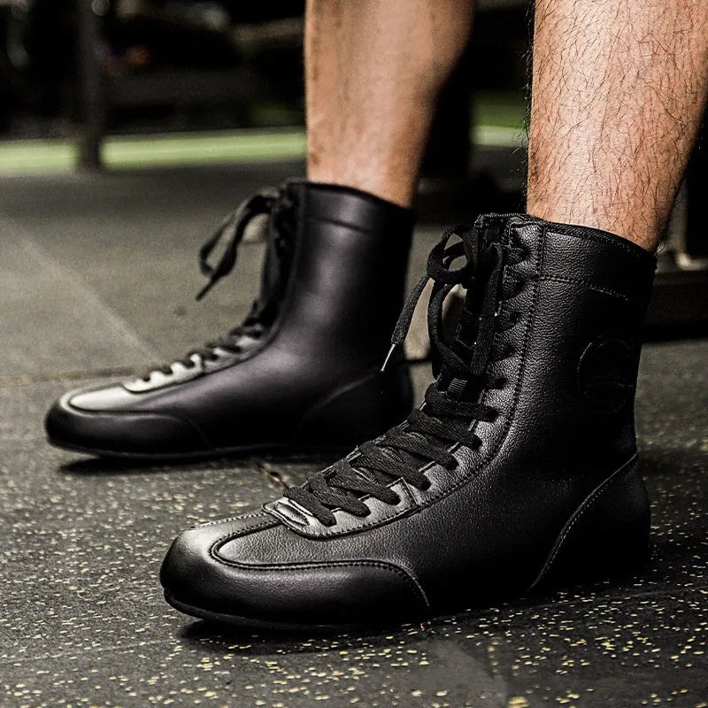 Professional black gold mesh boxing shoes with non-slip sole for indoor training