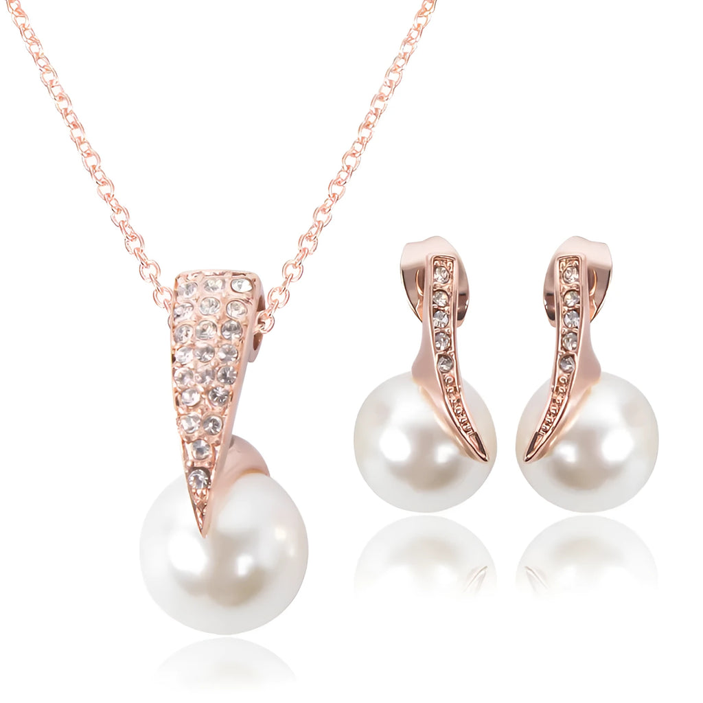 Creative bridal pearl necklace earrings set Korean style rose gold with mother-of-pearl pendant on model