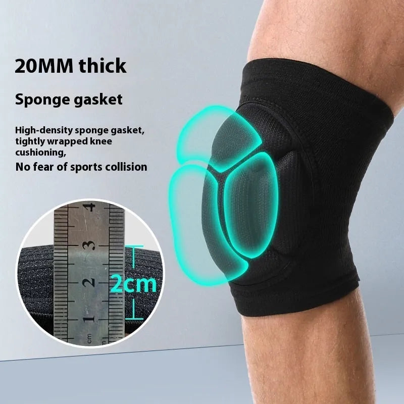 Black free size polyester knee pads with thick sponge padding, one pair packed