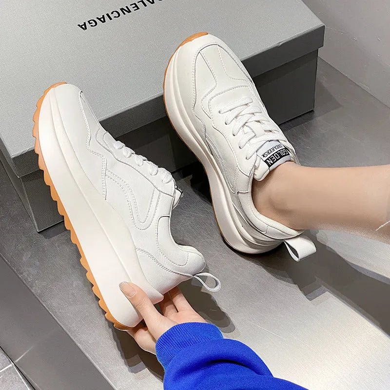 Women's white low-top leather casual shoes with cross strap and English muffin heel