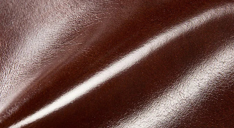 Vintage men's genuine leather oil wax short wallet with anti-theft RFID protection in brown two-fold style