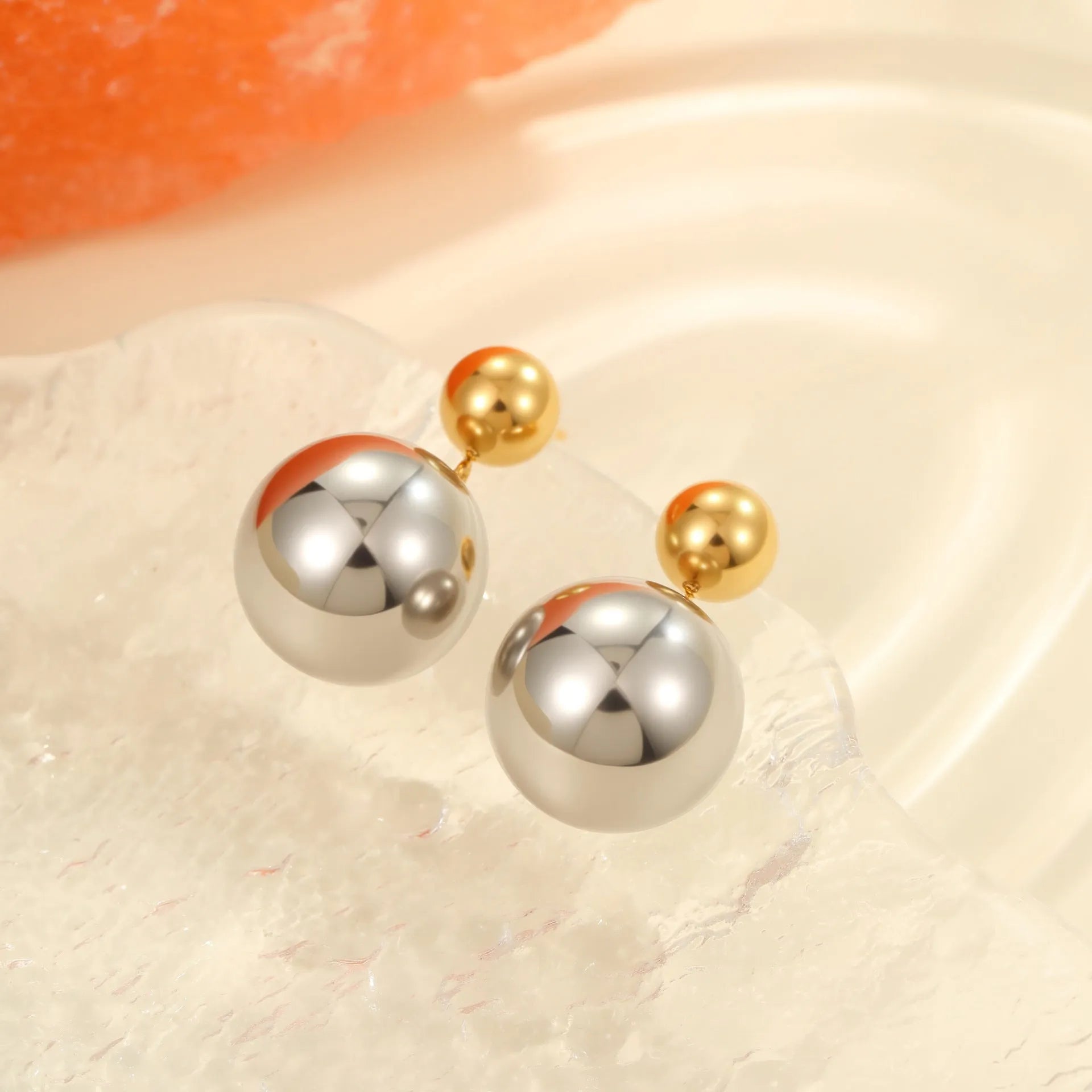 Round bead stainless steel colour-block ear studs with geometric design and electroplated finish