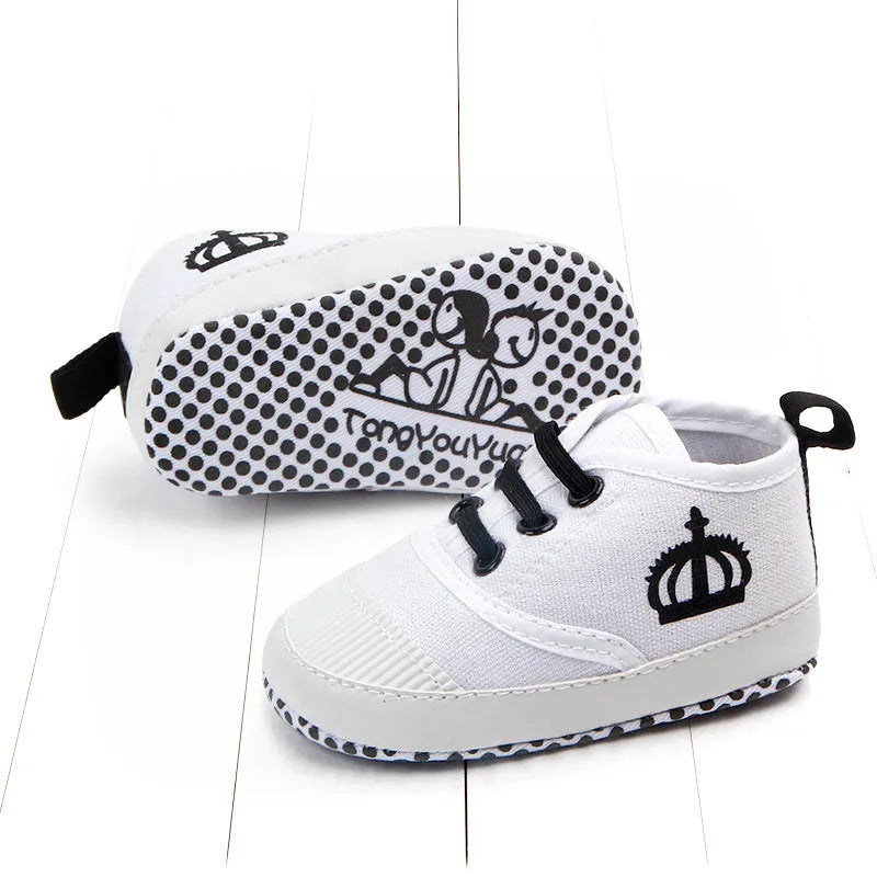 Canvas toddler shoes in white with elastic band closure cotton upper size 12cm