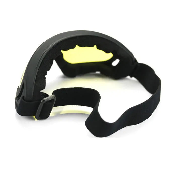 Windproof sand goggles with polycarbonate lens, ventilation system, and multiple colour options for motorcycles and outdoor sports