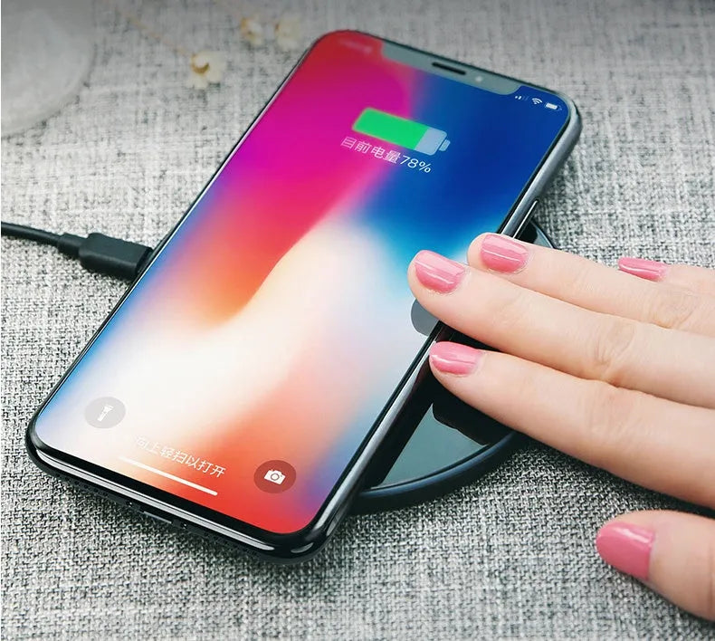 Glass disc wireless charger with LED indicator in black or white colour