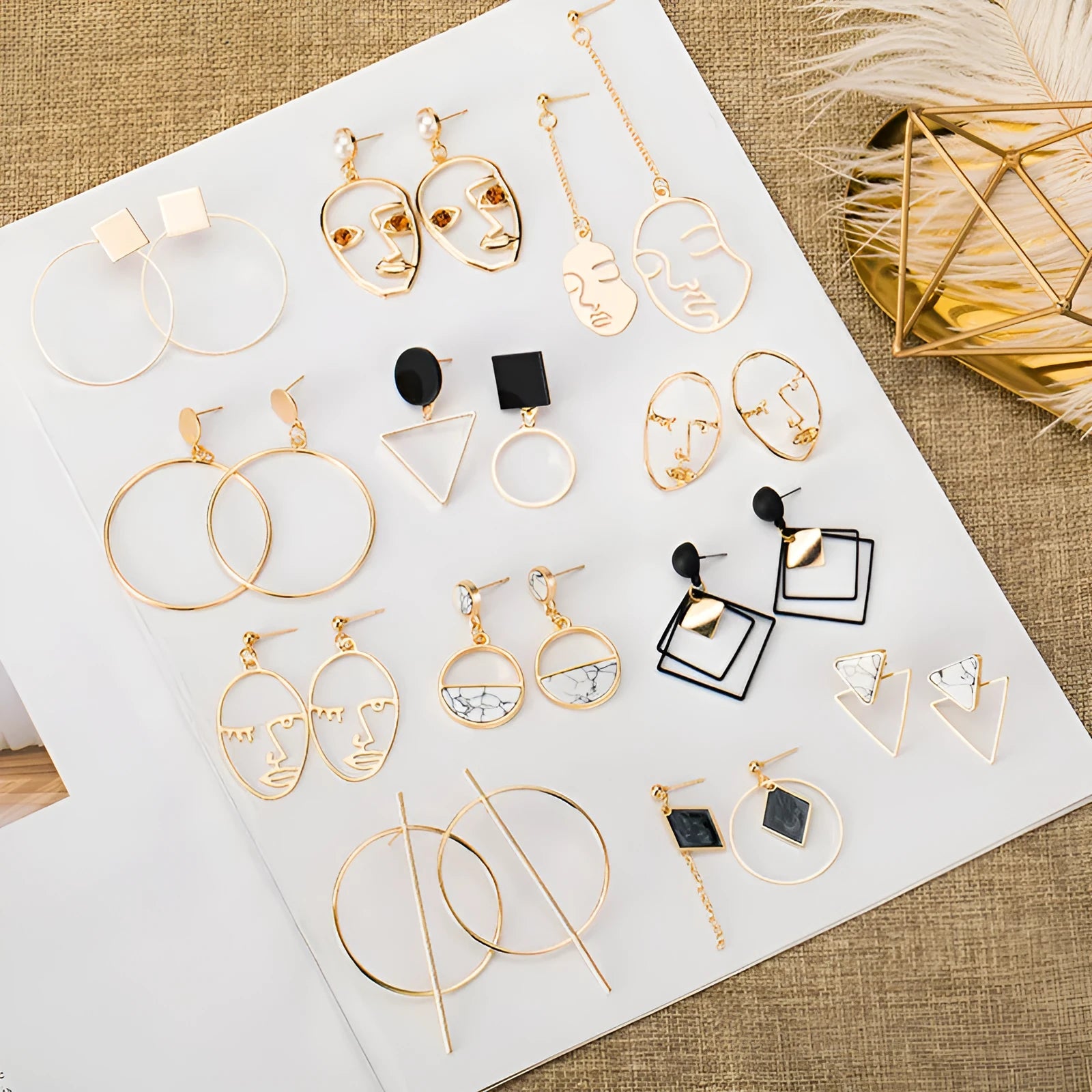 Geometric round earrings set of 4 in gold and silver alloy with electroplated finish
