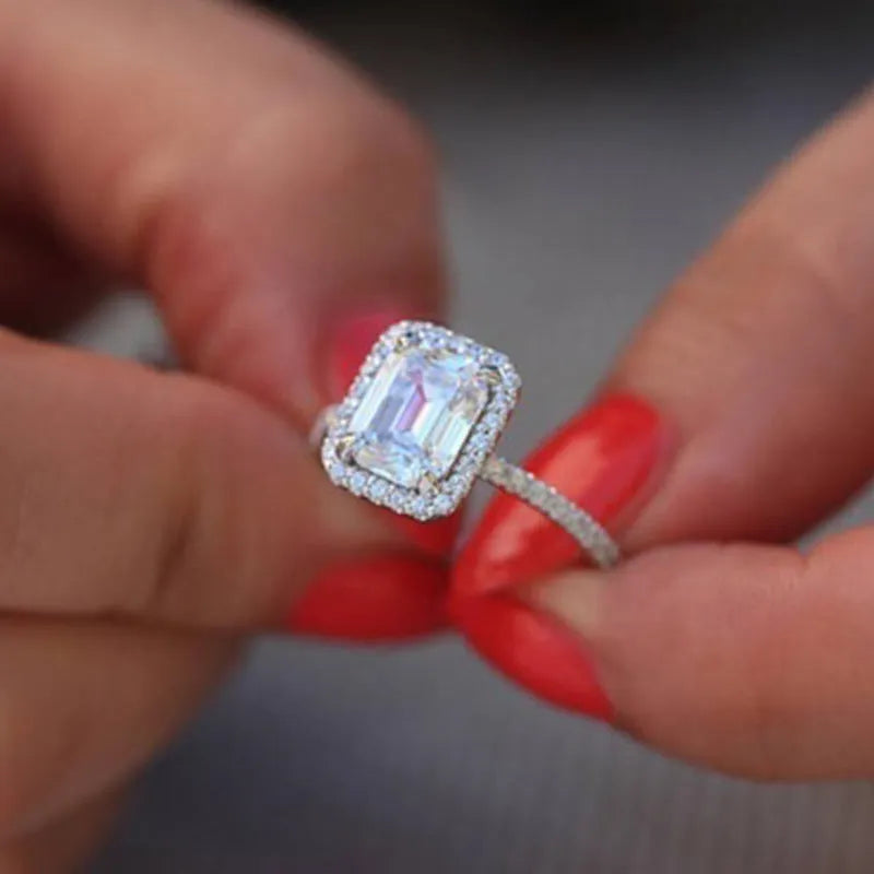 3.5 carat emulation diamond rectangle princess ring in silver tone electroplated metal, geometric women's fashion ring.