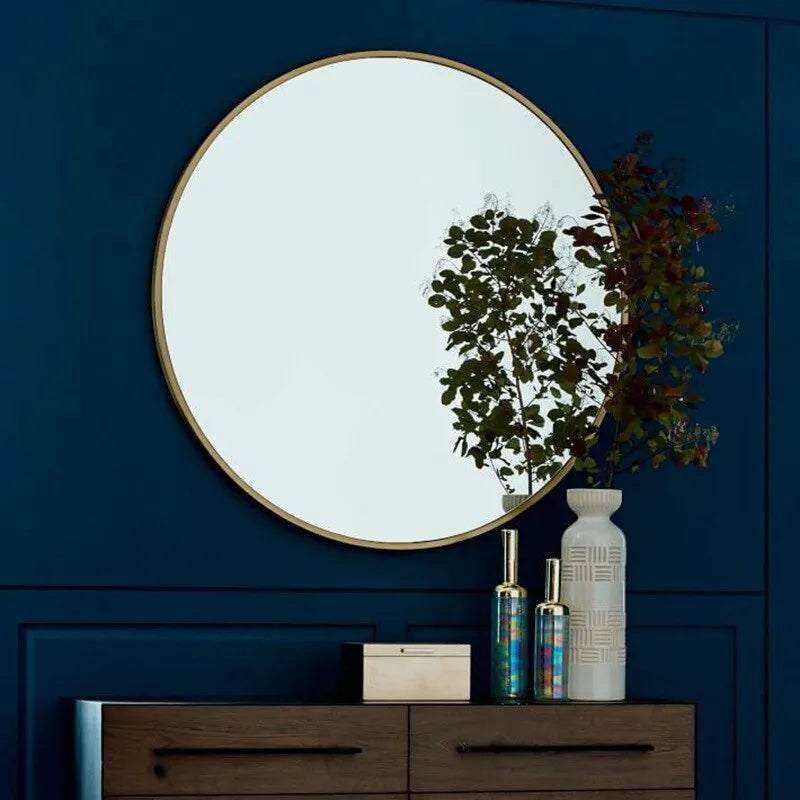 Round iron bathroom wall mirror in black, gold, or white, 30cm or 60cm diameter.