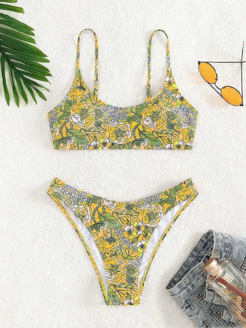 Women's printed sling bikini set in polyester, peacock blue or lemon yellow, sizes S-M-L
