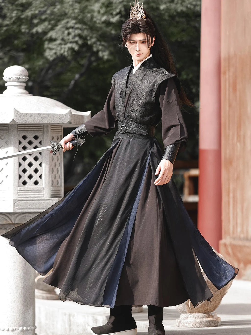 Hanfu Qingxuan suit with inner robe, outer coat, wrist guard, and waist belt in jacquard fabric, unisex sizes S-3XL