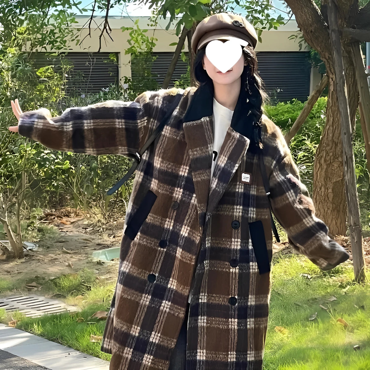 Women's Korean-style plaid coffee woolen overcoat with short straight fit and half sleeves