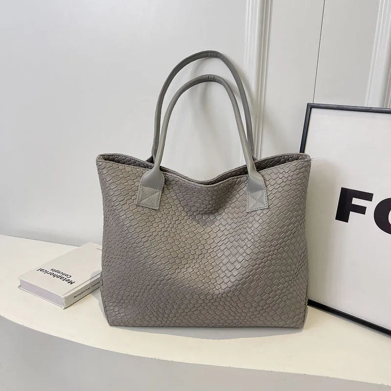 Woven PU shoulder bag for women in beige with double straps and medium-hard structure