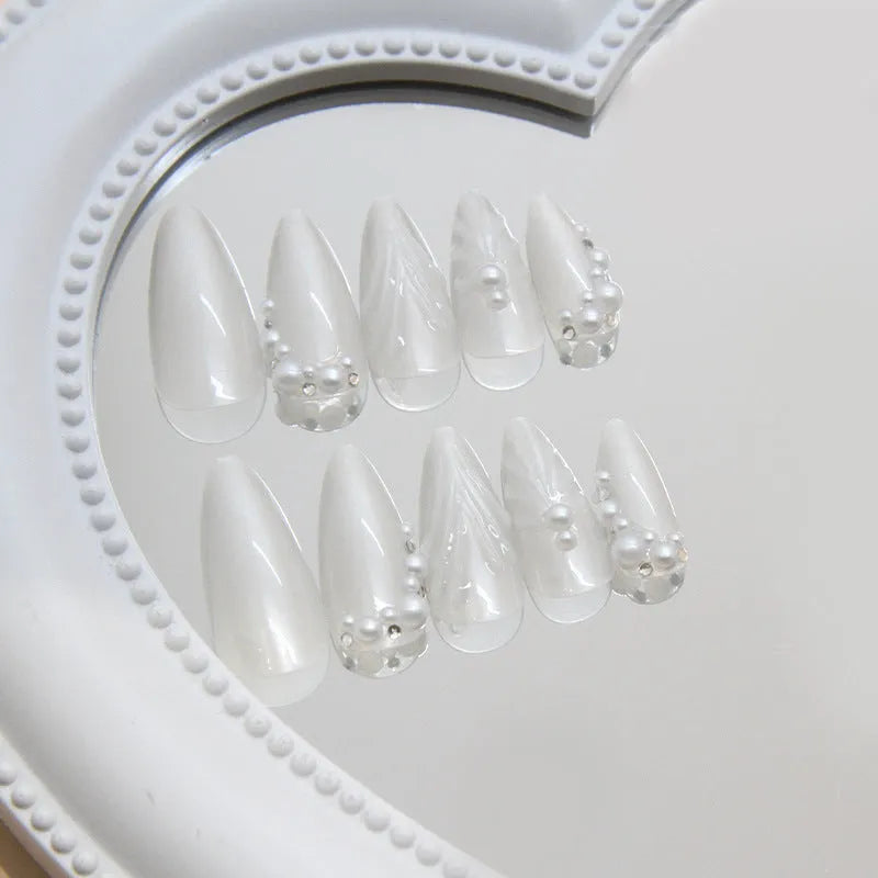 Pearl Fairy Wear Nail Diamond Type 24 pieces in Z959 fairy pure white glue colour on nails
