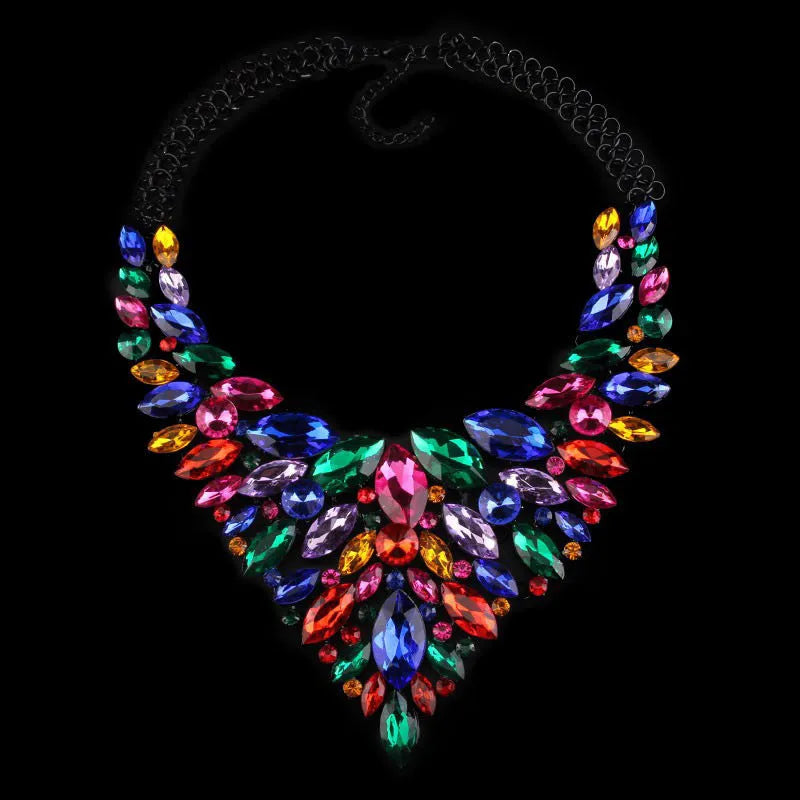 Alloy rhinestone necklace in water drop shape with full diamond inlay on white background