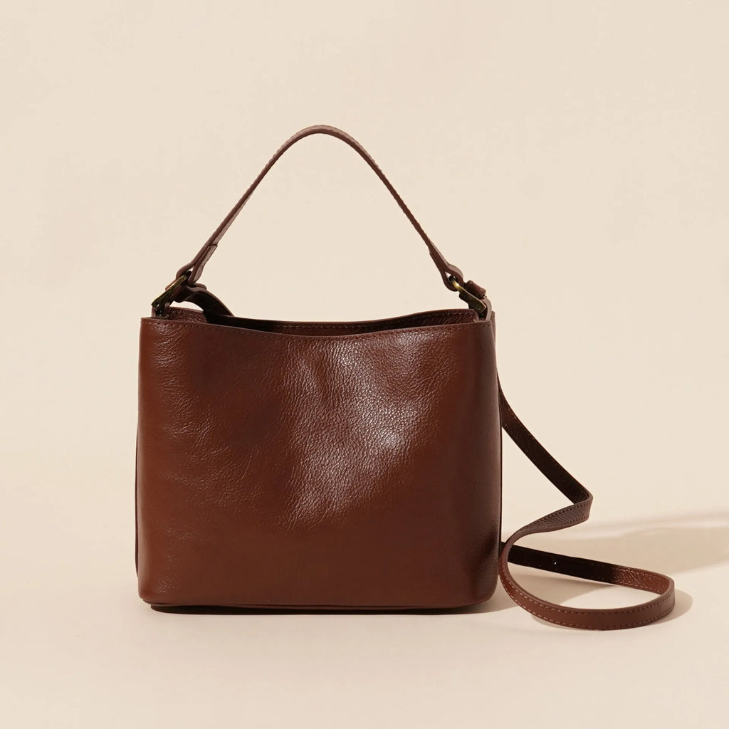 Sugar brown vintage-style women's shoulder handbag made from soft cowhide leather with visible stitching