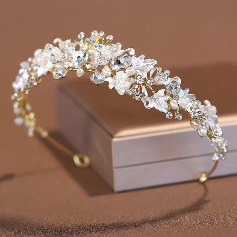 Pearl elegant crown headdress with alloy construction in gold or silver electroplated finish