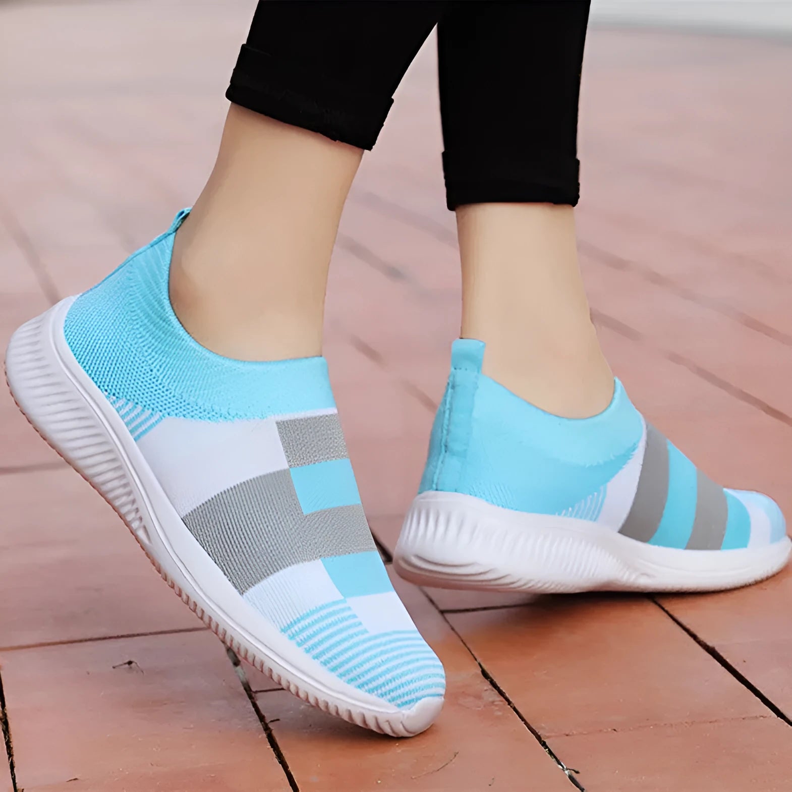 Women's knitted sock slip on sneakers with breathable mesh upper, foam sole, available in five colours sizes 35 to 43