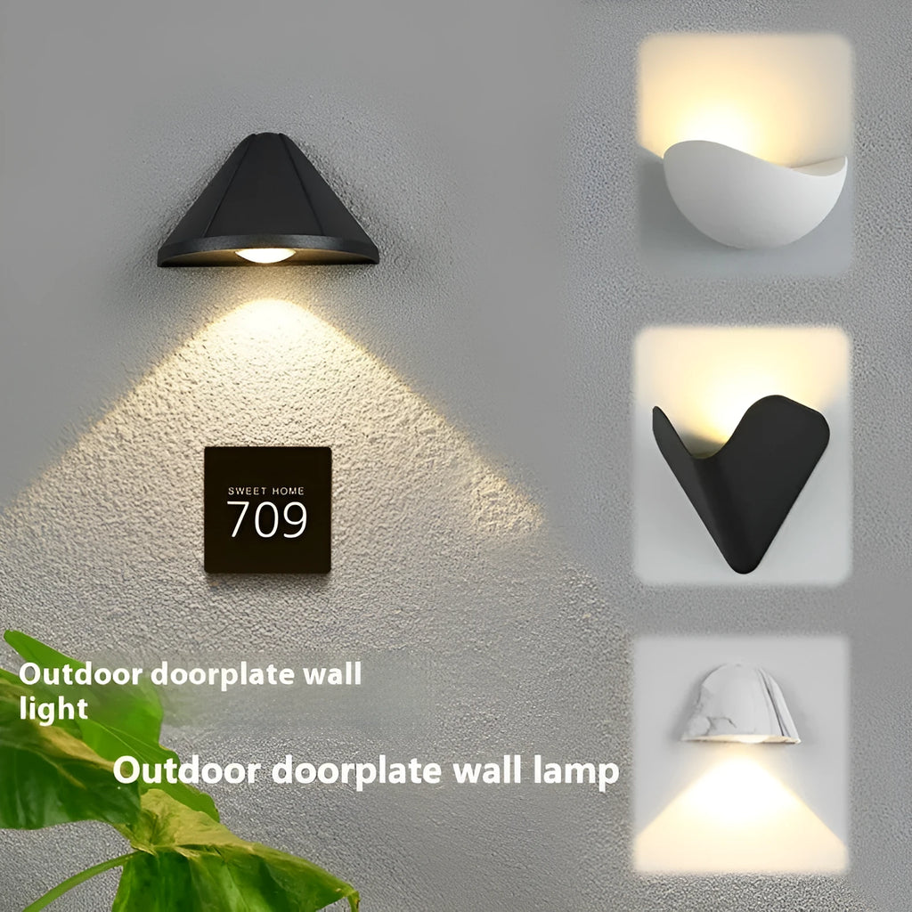 Black and white aluminium IP65 waterproof 5W LED courtyard and bedside lamp.